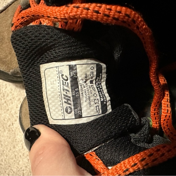 Hi tec hiking boots - Picture 4 of 5